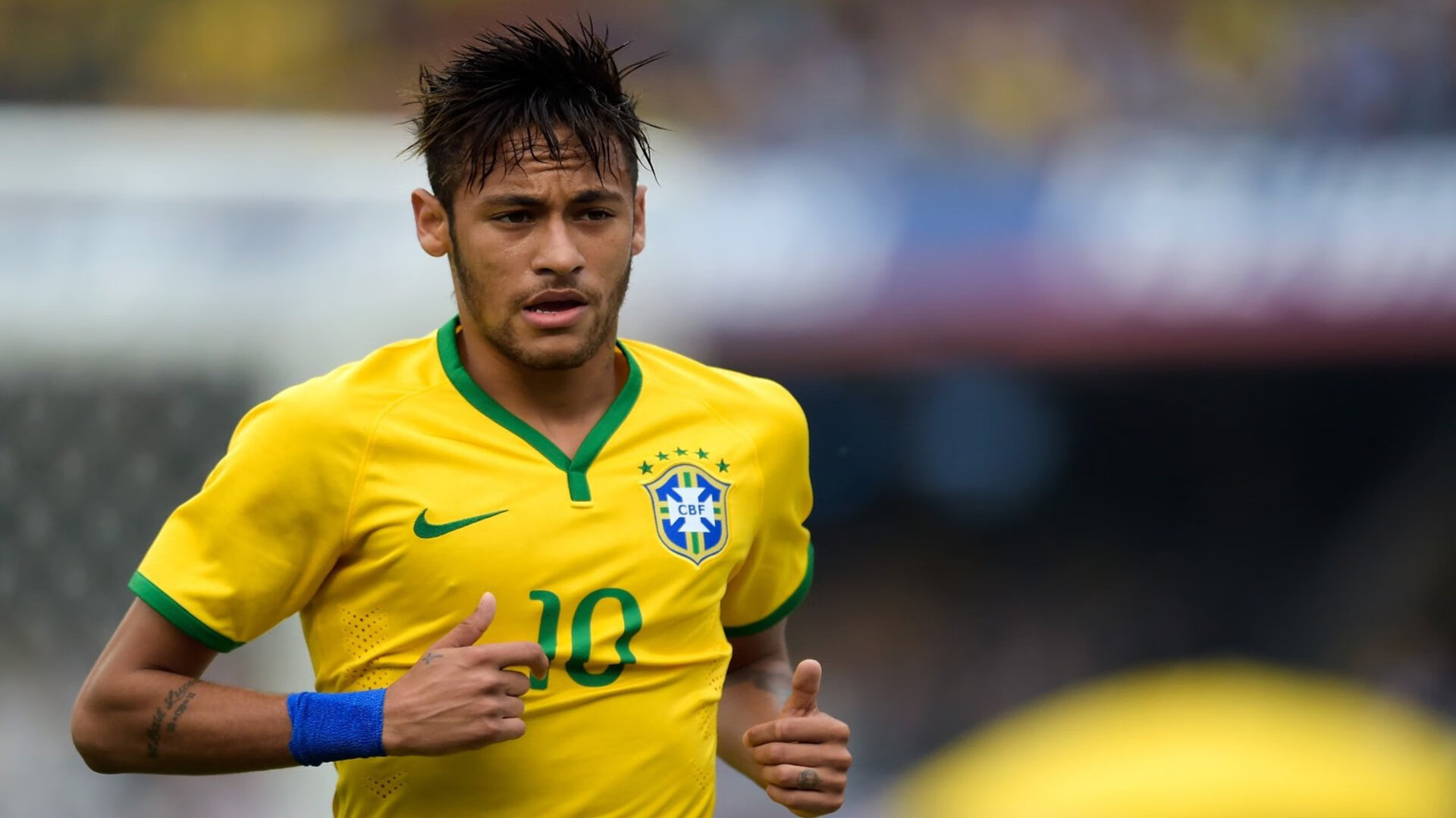 城市荧光夜跑音乐派对 运动与潮流文化碰撞